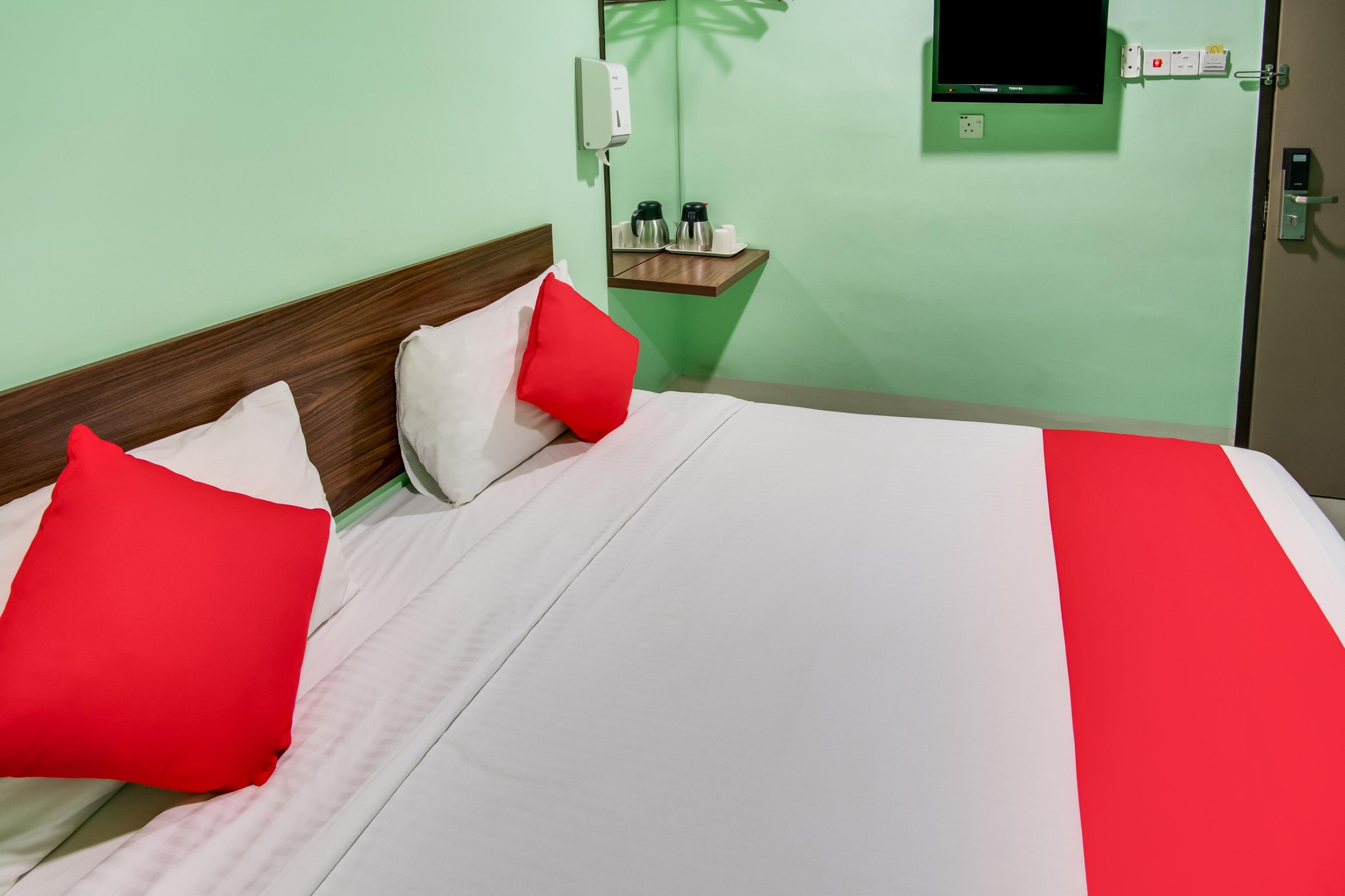 Oyo 89480 Dream House Hotel Skudai Ngoại thất bức ảnh