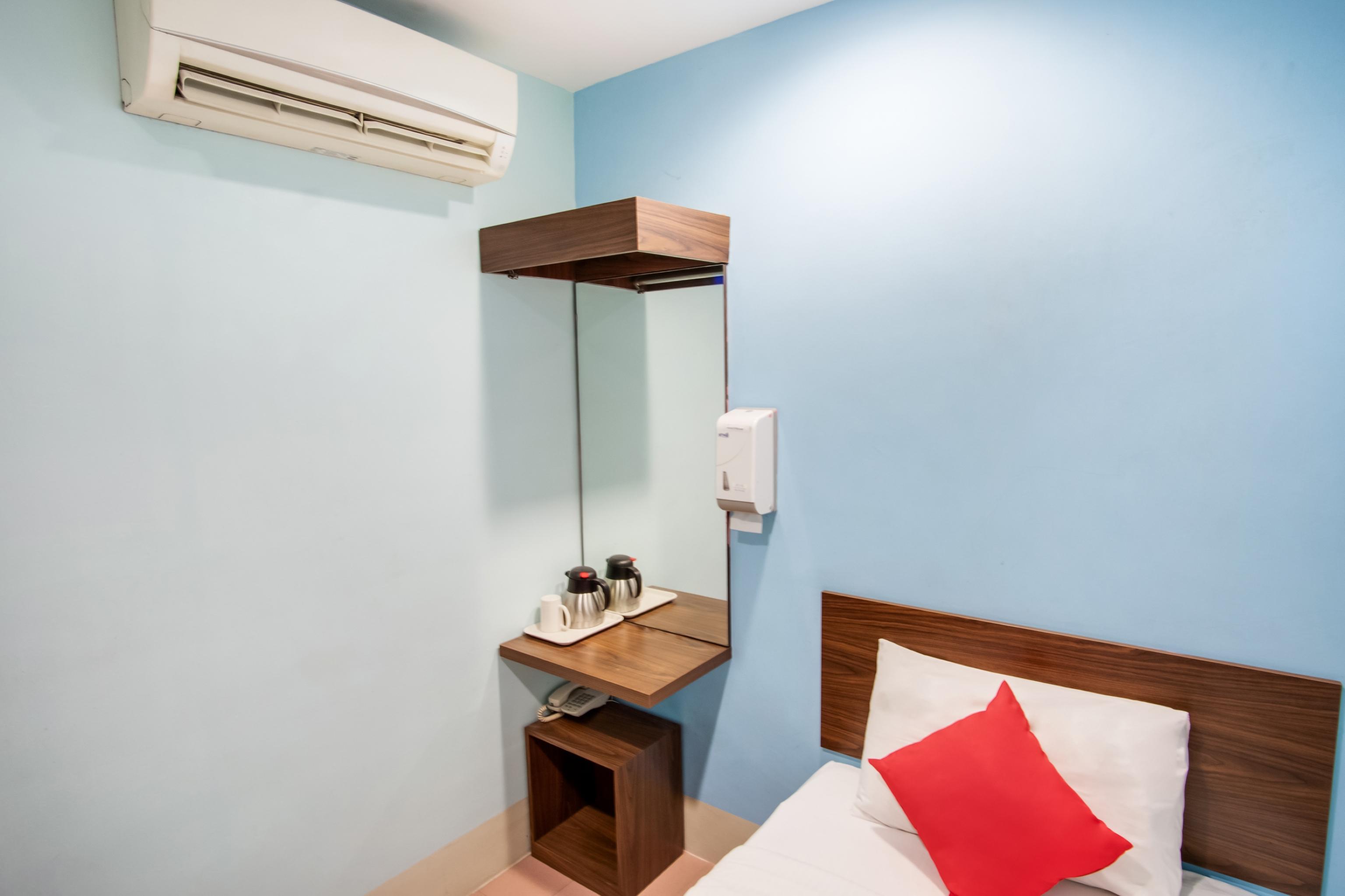 Oyo 89480 Dream House Hotel Skudai Ngoại thất bức ảnh