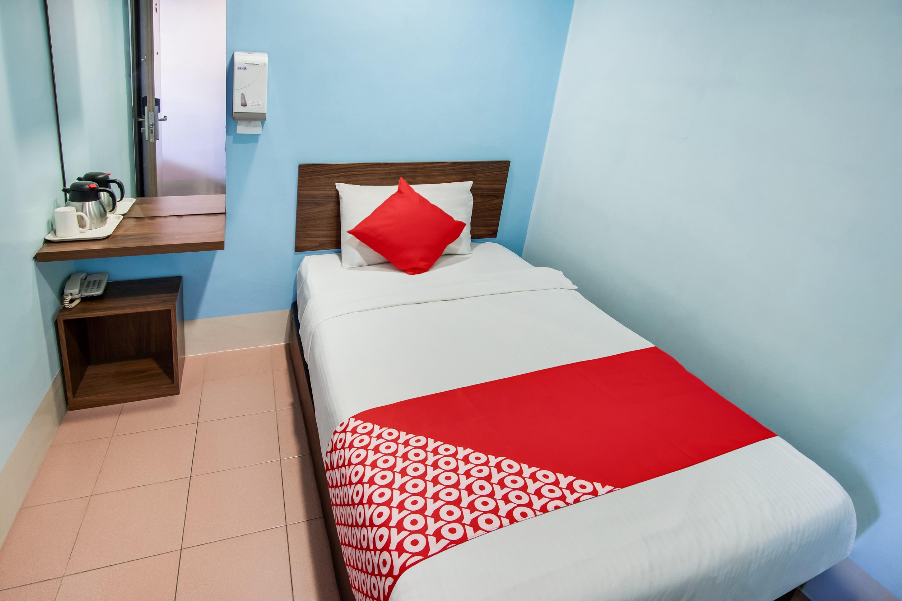 Oyo 89480 Dream House Hotel Skudai Ngoại thất bức ảnh