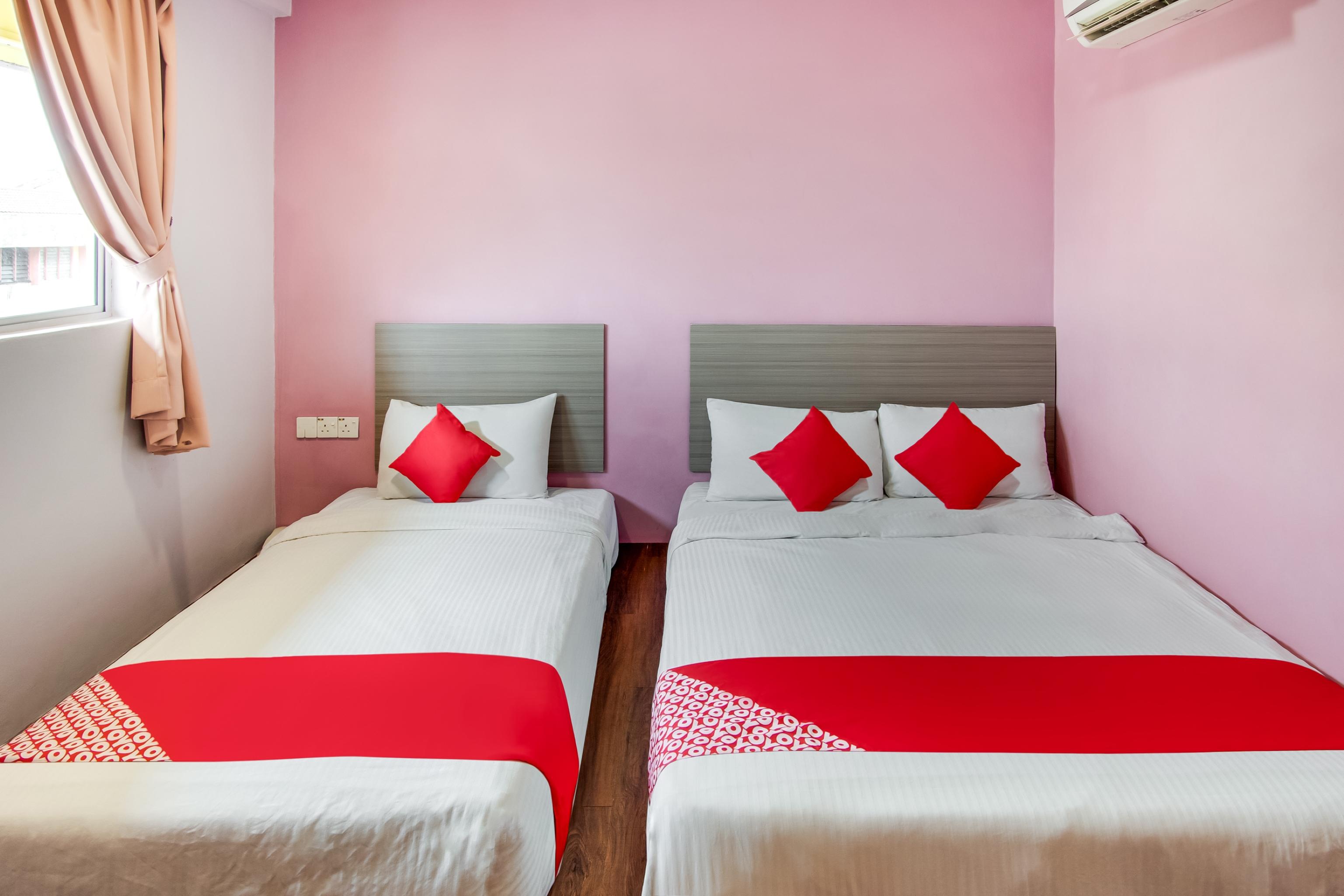 Oyo 89480 Dream House Hotel Skudai Ngoại thất bức ảnh